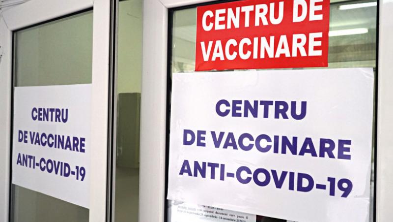 DSP Arad face verificări la centrul de vaccinare Ineu după dispariția a 18 doze de vaccin Pfizer