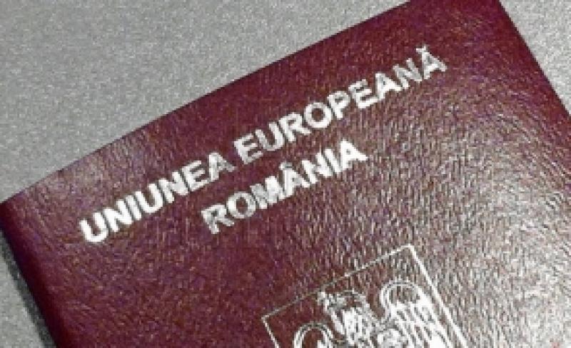 Pașapoarte false românești la 5.000 de euro bucata