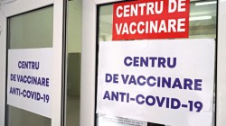 DSP Arad face verificări la centrul de vaccinare Ineu după dispariția a 18 doze de vaccin Pfizer