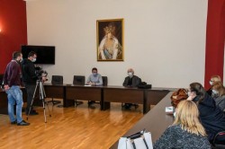 Călin Bibarț și Gheorghe Schwartz sunt convinși că Teatrul vechi va rămâne  al Aradului