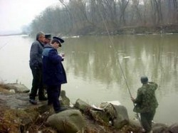 Atenție pescari. Se întețesc controalele la regimul piscicol