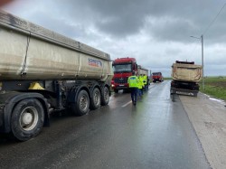 Iustin Cionca: Trei plăcuțe de înmatriculare reținute după controlul camioanelor pe drumurile județene