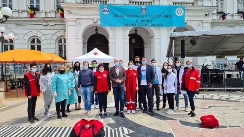 Dintre cei 2.006 arădeni vaccinați sâmbătă, 360 au ales Maratonul Vaccinării de la Palatul Administrativ