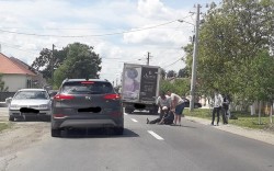 O ambulanță a lovit un pieton la Caporal Alexa