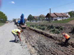 Drumul Arad- Horia-Șiria se asfaltează. Iustin Cionca: Am ajuns la un acord cu constructorul drumului Arad-Șiria, nu mai e nicio piedică pentru asfaltare

