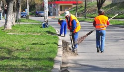 Primăria Arad anunță începerea curățeniei stradale