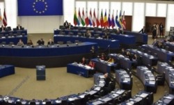 Parlamentul European pune la colț Ungaria. Cu o mare majoritate de voturi eurodeputații condamnă dur recenta legislație anti-LGBTIQ adoptată de Ungaria. Viktor Orban nu cedează