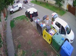 Primăria Arad a demarat un program de monitorizare video a platformelor de colectare gunoi menajer