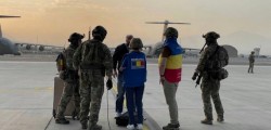 Doar un român a fost evacuat până acum din Afganistan. Ceilalți sunt blocați în Kabul și nu pot ajunge deocamdată la aeroportul securizat de forțele NATO