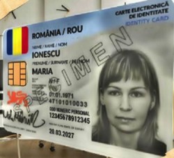 Astăzi la Cluj-Napoca se eliberează primele 100 de noi cărți de identitate electronice