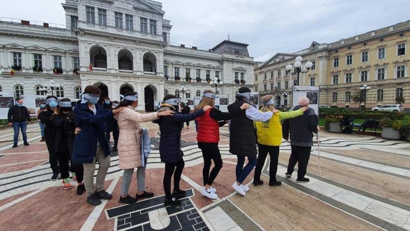 Cluburile Lions din Arad au obținut un grant de apropae 27.000 de dolari în sprijinul nevăzătorilor

