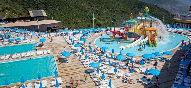 La doar 80 de kilometri de Arad se construiește un nou aquapark. Salonta investește 24 milioane de euro într-un aquapark cu o capacitate de 1.800 de locuri