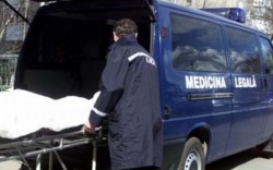 Cadavrul tranșat și parțial incendiat al unui copil de 8 ani a fost găsit lângă un cimitir din cartierul Bujac din Arad