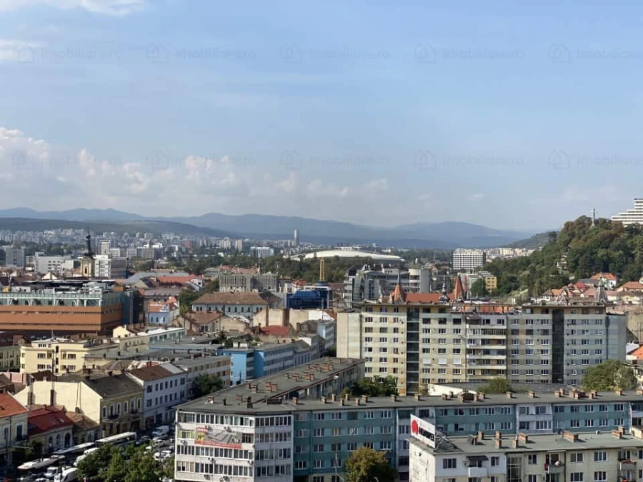 Cluj-Napoca a urcat pe primul loc în România într-un clasament al prețurilor apartamentelor. Diferența față de alte mari orașe este uriașă