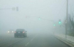 Alertă ANM: Cod galben de ceață în Arad, Timiș și Bihor - vizibilitate sub 200m, izolat sub 50m