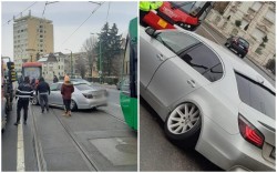 Un bolid cu roata ruptă a blocat aproape o oră circulația tramvaielor în ambele sensuri pe Calea Romanilor