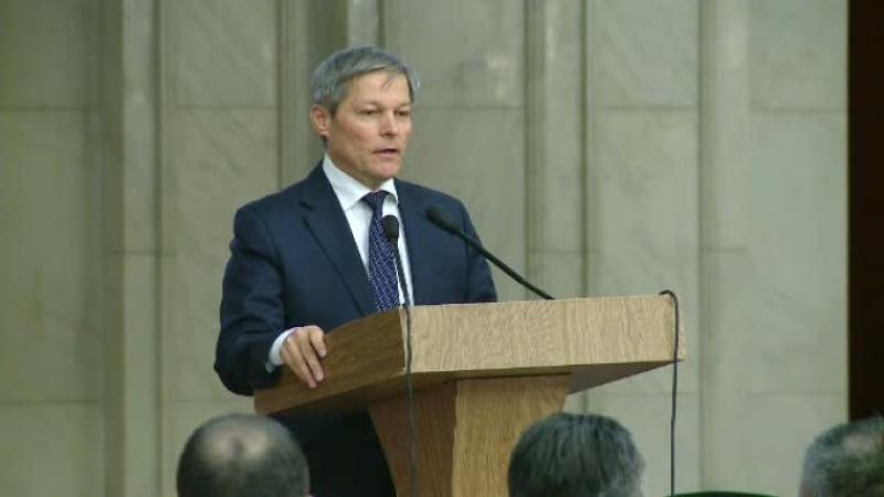 Dacian Cioloș a demisionat de la șefia USR