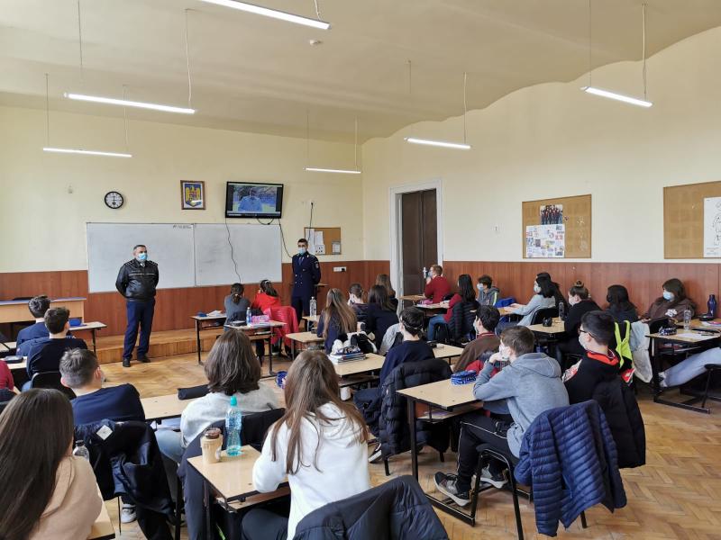 Activitate educativ-preventivă pe linia prevenirii bullyingului la Colegiul Național Preparandia-Dimitrie Țichindeal