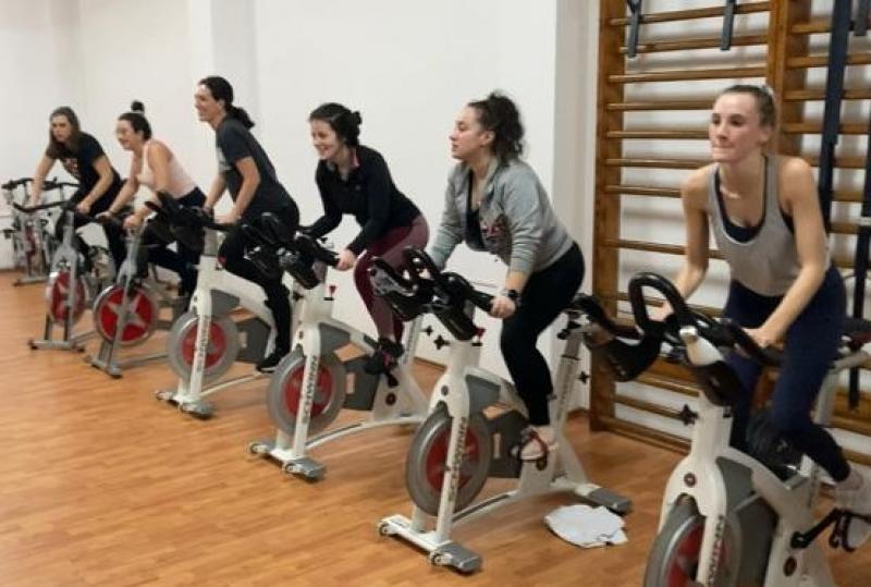 Universitatea de Vest „Vasile Goldiş” din Arad şi Auăleu Fitness vin în sprijinul studenţilor, cadrelor didactice şi locuitorilor din zona Confecţii

