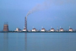 Rușii au preluat controlul centralei nucleare din Zaporojie. Un obuz a declanșat un incendiu în incinta sitului centralei. Serviciile de urgență ucrainene au confirmat că au reușit să stingă incendiul