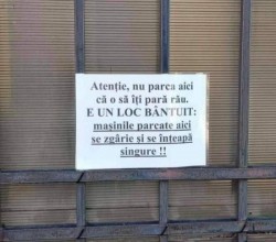 O fantomă sare în ajutorul polițiștilor din Arad. Șoferi avertizați care parchează neregulamentar pe o stradă bântuită

