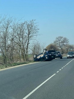 Accident între Arad și Horia cu victimă. Un autoturism ”a fost dat pe spate” în urma unei ciocniri cu altă mașină