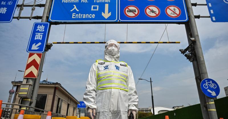 Pandemia se pare că revine în FORȚĂ – Valul de infecţii COVID bagă Shanghaiul în lockdown! Care e situația la noi după ridicarea restricțiilor