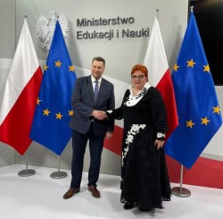 Rectorul Universității de Vest ”Vasile Goldiș”, Coralia Adina Cotoraci, s-a întâlnit cu ministrul Educației din Polonia


