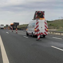 Trafic restricționat pe autostrada A1 până miercuri, 27 aprilie, la ora 16.00. Se execută lucrări de frezare și asfaltare