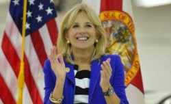 Jill Biden a ajuns în România. Prima doamnă a SUA se întâlnește cu soția lui Klaus Iohannis