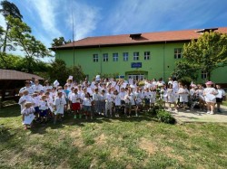 ”Crosul luna olimpică” penru copiii din zona Ghioroc-Covăsânț . Ramona Lile: ”UAV va susține mereu mișcarea sportivă”

