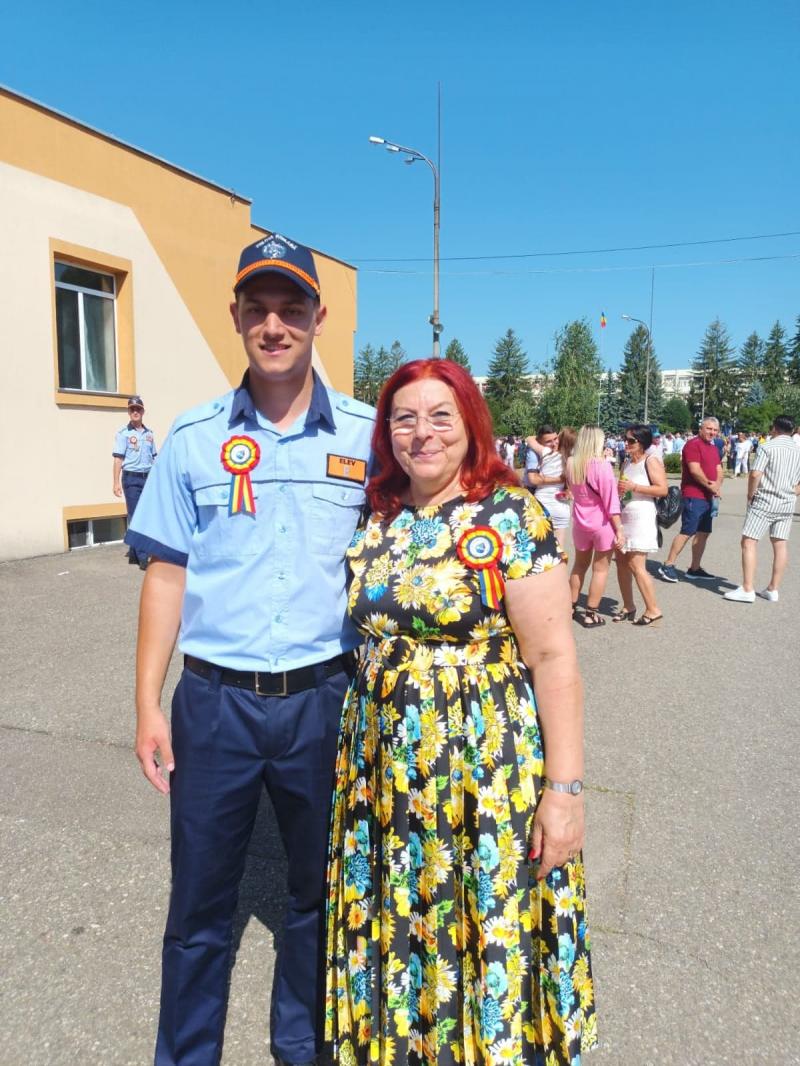 Bogdan Ghica, crescut și ocrotit de mic copil în casele de tip de familial din Arad a depus Jurământului Militar la Școala de Agenți de Poliție „Vasile Lascăr” din Câmpina