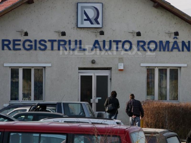 Registrul Auto Român transmite către ANAF, începând cu această lună, informaţii despre cei care cumpără maşini second-hand din UE