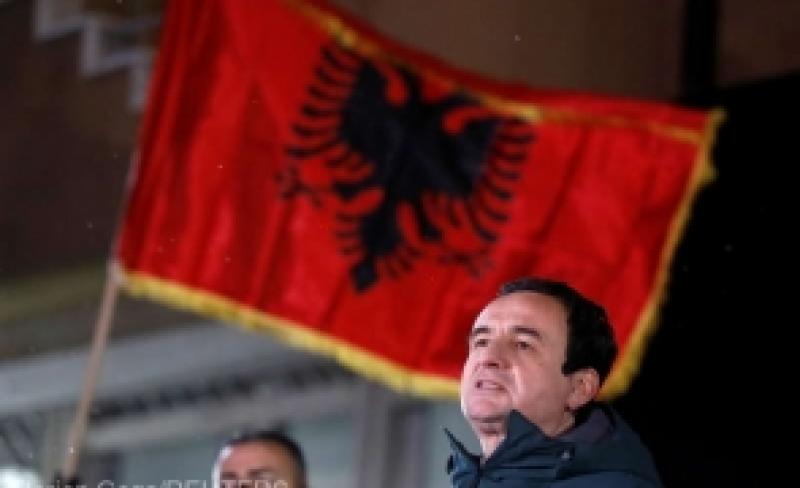 Tensiuni majore în Kosovo. Trecerile spre Serbia sunt blocate, iar poliția susține că a fost atacată. ”Atmosfera este aproape de fierbere”, anunță președintele Serbiei