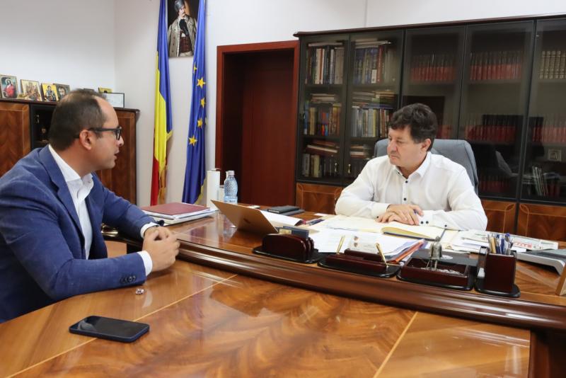 Iustin Cionca a avut o întâlnire de lucru cu europarlamentarul Cristian Bușoi, pe tema investițiilor în sănătate