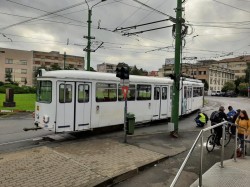 Un tramvai a deraiat la Boul Roșu. Circulația tramvaielor este blocată spre Aradul Nou și Alfa