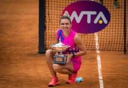 Simona Halep riscă o suspendare de 4 ani deoarece a fost depistată dopată cu Roxadustat


