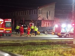 Accident în condiții ciudate pe Calea Radnei. O camionetă a luat-o razna