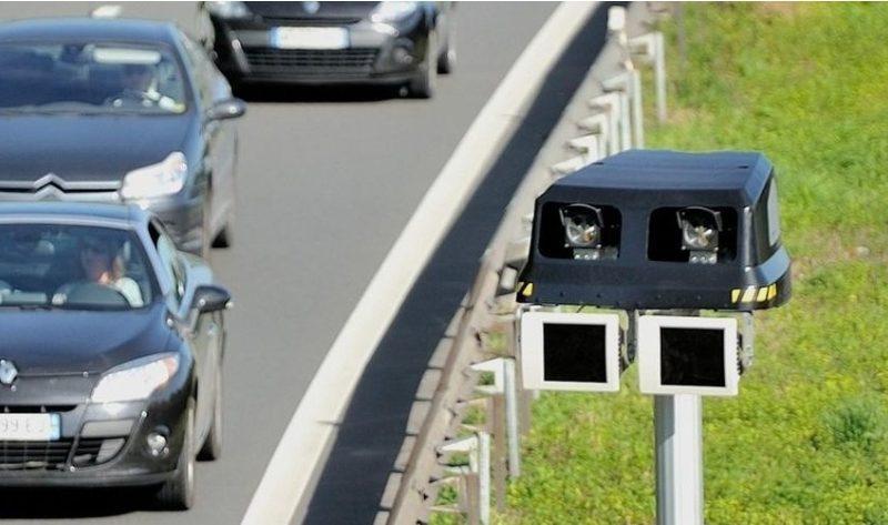 Guvernul a aprobat reinstalarea radarelor fixe pe șoselele din România