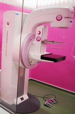 Miercuri, 3 noiembrie, se efectuează primele mamografii la Spitalul Județean Arad. Toate locurile pe luna noiembrie au fost epuizate