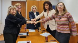 Protocol de colaborare semnat la Spitalul Județean Arad. Salon demonstrativ pentru asistenții medicali