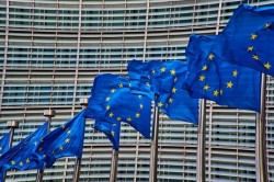 Comisia Europeană a ridicat României ”Mecanismul de Coperare și Verificare” (MCV)

