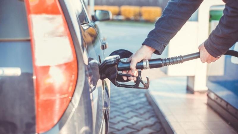 Oficial: Compensarea de 50 de bani la litrul de combustibil se elimină de la 1 ianuarie
