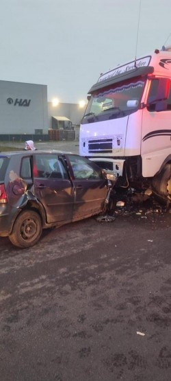 Accident mortal între Chișineu-Criș și Vărșand. Un autoturism s-a izbit de un autotren