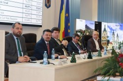 Iustin Cionca: „Am invitat toate partidele la un dialog despre proiectele județului, pentru că Aradul are nevoie de unitate, de o largă susţinere administrativă şi politică”