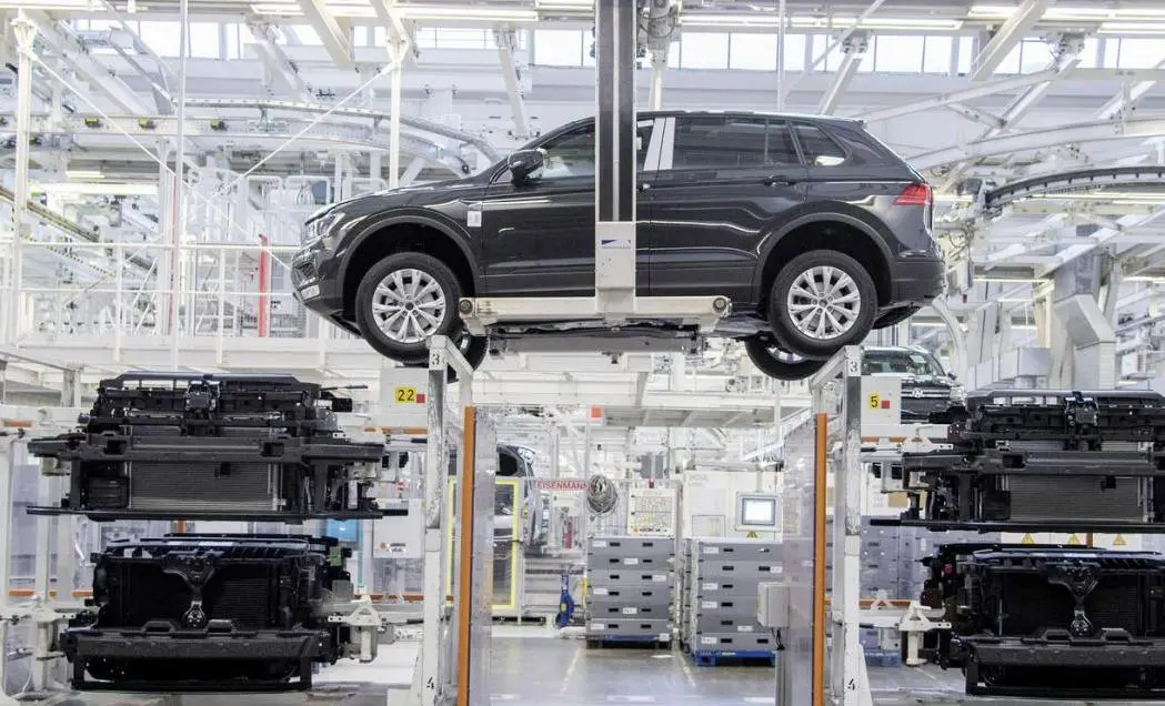 Volkswagen a anunțat că închide în ianuarie fabrica din Wolfsburg. Seat și Skoda, cântecul de lebădă