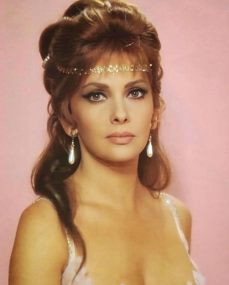 A murit Gina Lollobrigida, legendă a cinematografiei italiene