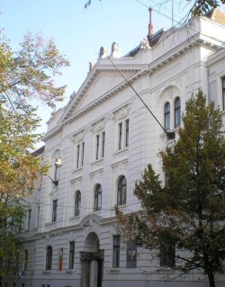 Consiliul Județean Arad a câștigat un proiect pentru modernizarea sediului Bibliotecii Județene