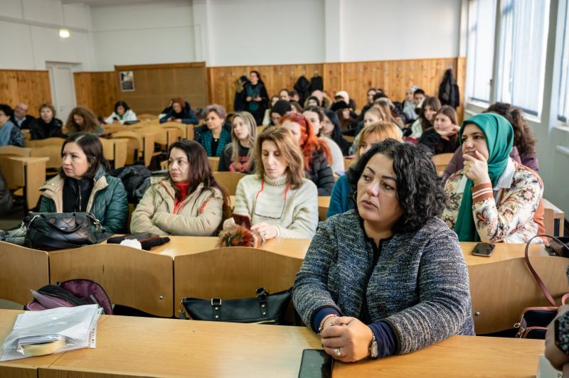 Universitatea ”Aurel Vlaicu” implicată într-un proiect pentru reciclarea deșeurilor textile