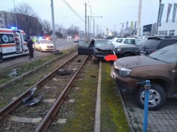 Accident grav cu victimă încarcerată la ieșirea spre Nădlac (zona Verbiță)